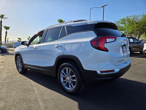 Summit White 2023 GMC Terrain SLT