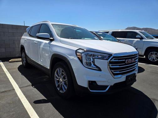 Summit White 2023 GMC Terrain SLT