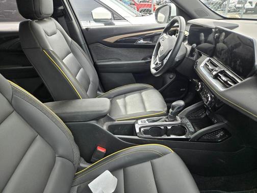 Cacti Green 2024 Chevrolet Trailblazer ACTIV