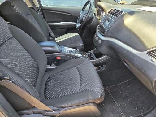 Granite Pearlcoat 2020 Dodge Journey SE Value