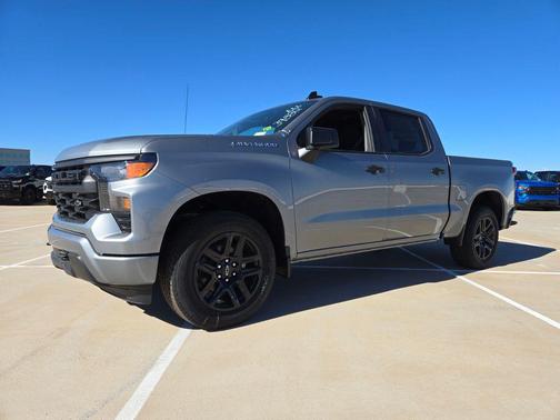2025 Chevrolet Silverado 1500 Custom