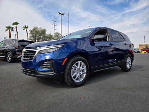 2022 Chevrolet Equinox LS