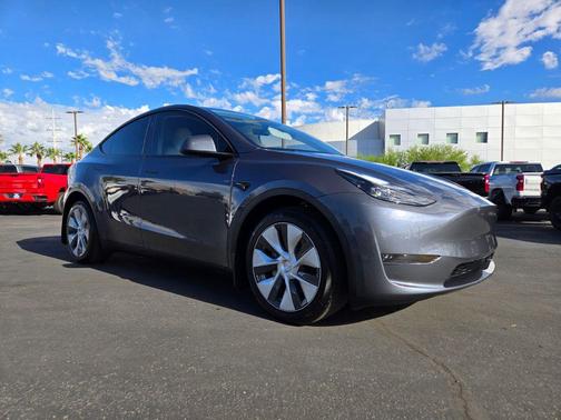 2023 Tesla Model Y Long Range Dual Motor All-Wheel Drive