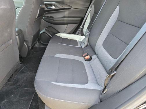 Mosaic Black Metallic 2022 Chevrolet Trailblazer LT