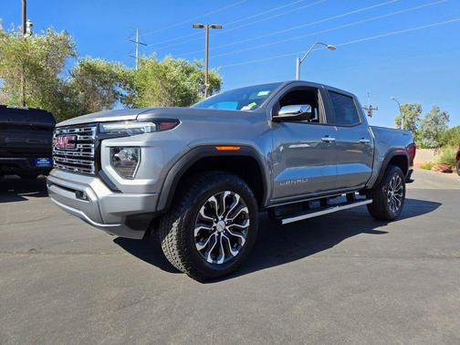 Sterling Metallic 2024 GMC Canyon Denali