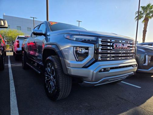 Sterling Metallic 2024 GMC Canyon Denali