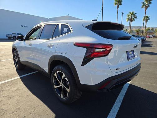 2026 Chevrolet Trax FWD 1RS