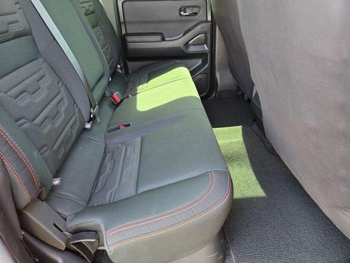 2025 Nissan Frontier PRO-X