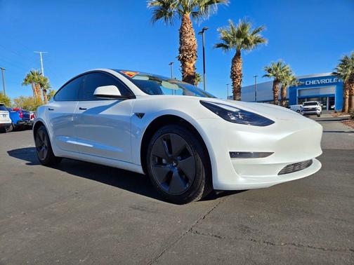 2023 Tesla Model 3 Standard Range