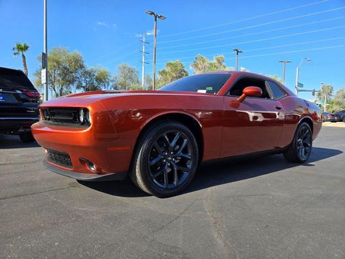 2022 Dodge Challenger SXT