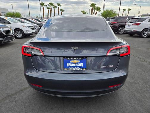 2023 Tesla Model 3 Performance