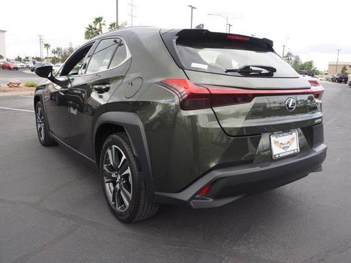 Nori Green Pearl 2019 Lexus UX 200 Base