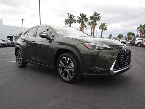 Nori Green Pearl 2019 Lexus UX 200 Base