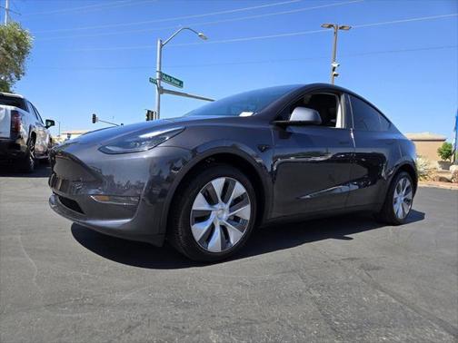 2024 Tesla Model Y Long Range Dual Motor All-Wheel Drive