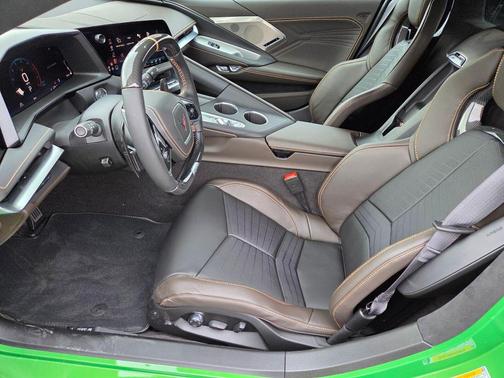 Roswell Green Metallic 2026 Chevrolet Corvette Z06