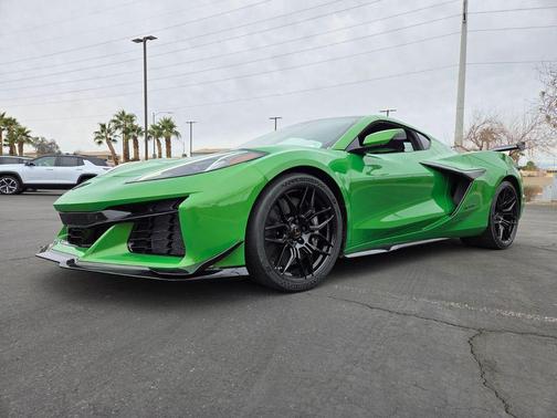 Roswell Green Metallic 2026 Chevrolet Corvette Z06