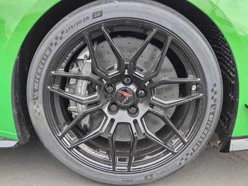 Roswell Green Metallic 2026 Chevrolet Corvette Z06