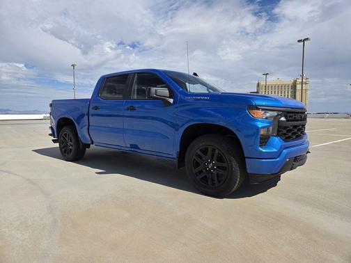 2025 Chevrolet Silverado 1500 Custom