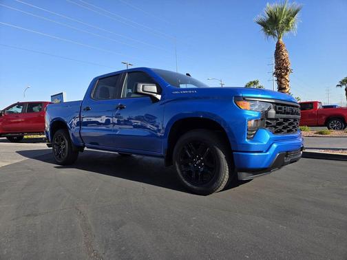 2025 Chevrolet Silverado 1500 Custom