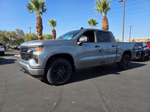 2025 Chevrolet Silverado 1500 Custom