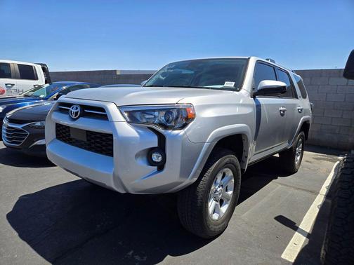 Classic Silver Metallic 2023 Toyota 4Runner SR5
