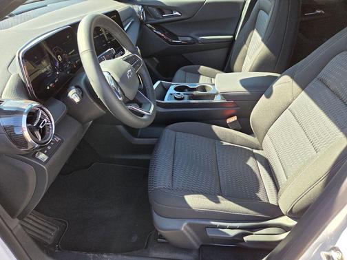 Summit White 2026 Chevrolet Equinox 1LT