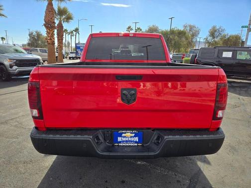 2024 RAM 1500 Classic Warlock Crew Cab 4x2 5'7' Box