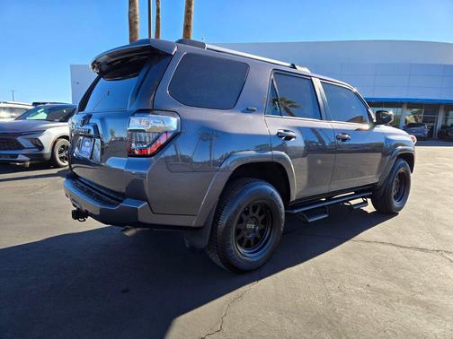 2023 Toyota 4Runner SR5