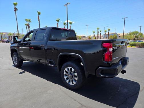 2025 Chevrolet Silverado 2500 Custom