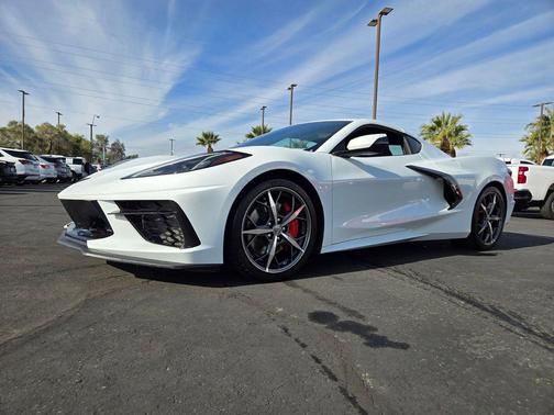 2023 Chevrolet Corvette Stingray w/1LT
