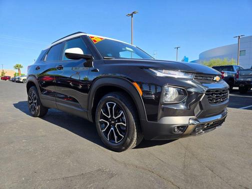 Mosaic Black Metallic 2023 Chevrolet Trailblazer ACTIV