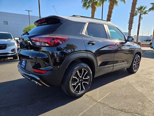 Mosaic Black Metallic 2023 Chevrolet Trailblazer ACTIV