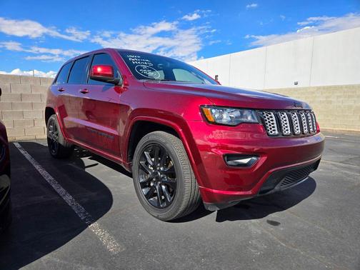 2018 Jeep Grand Cherokee Altitude