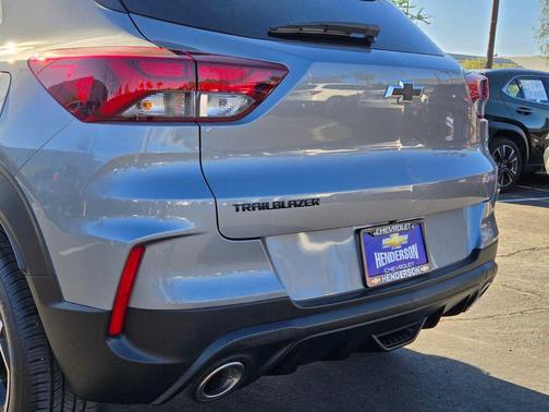 Sterling Gray Metallic 2023 Chevrolet Trailblazer RS