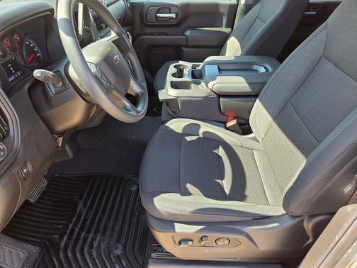 2025 Chevrolet Silverado 2500 Custom