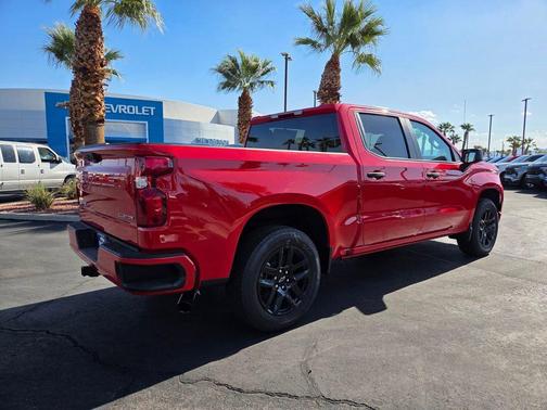 2025 Chevrolet Silverado 1500 Custom