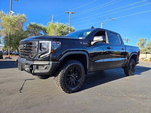 Onyx Black 2023 GMC Sierra 1500 AT4X