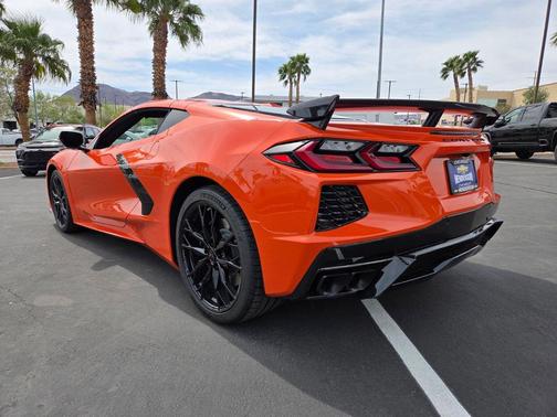 Sebring Orange Tintcoat 2026 Chevrolet Corvette Stingray w/1LT