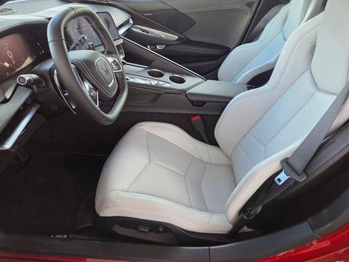 2026 Chevrolet Corvette Stingray w/1LT