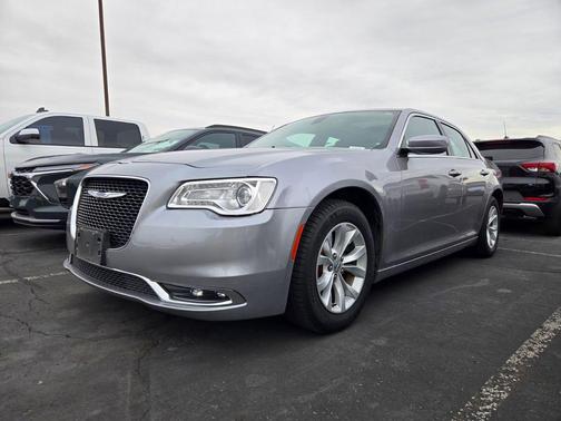 2016 Chrysler 300 S