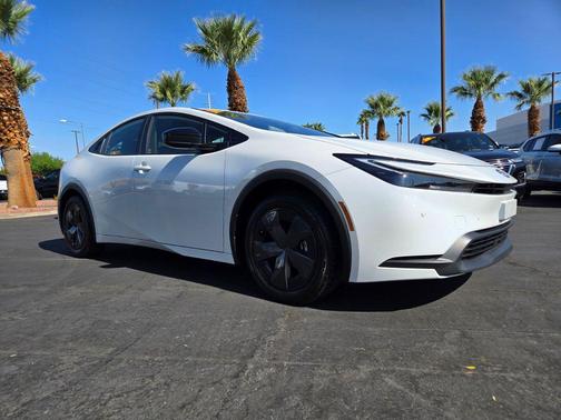 2024 Toyota Prius LE