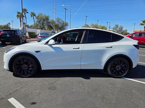 2022 Tesla Model Y Performance Dual Motor All-Wheel Drive