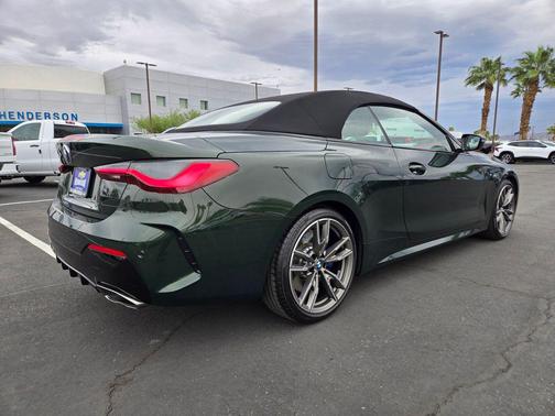 San Remo Green Metallic 2021 BMW M440 i