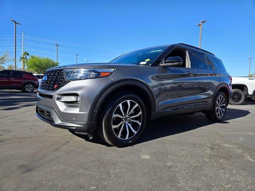 2021 Ford Explorer ST