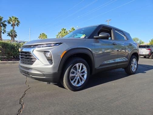 Sterling 2026 Chevrolet Trailblazer LS