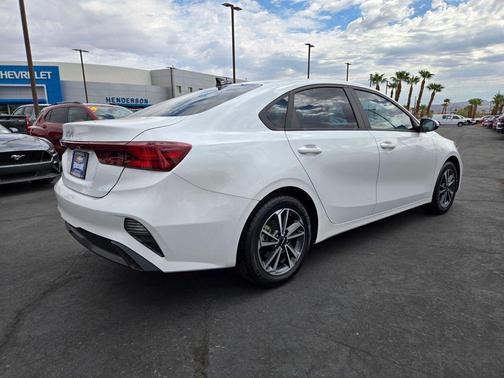 2022 Kia Forte LXS