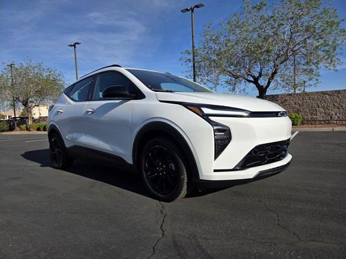 Summit White 2027 Chevrolet Bolt RS