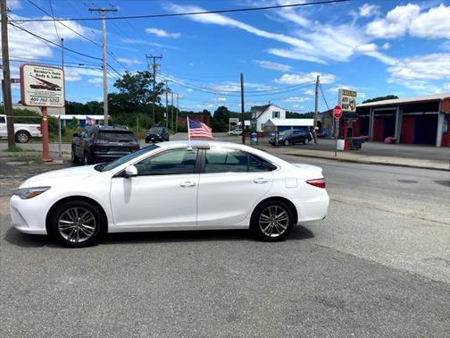 2016 Toyota Camry XLE