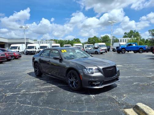 2023 Chrysler 300 S