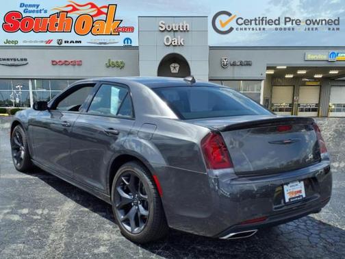 2023 Chrysler 300 S